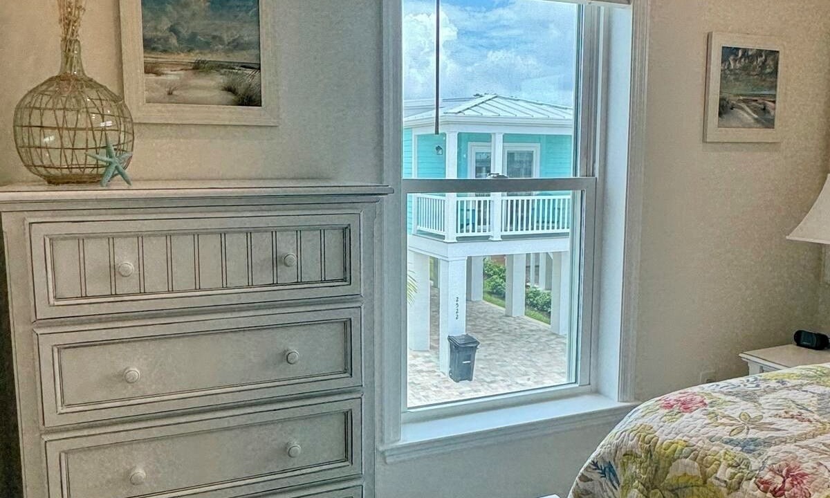 Photo of Bedroom in Jensen Beach