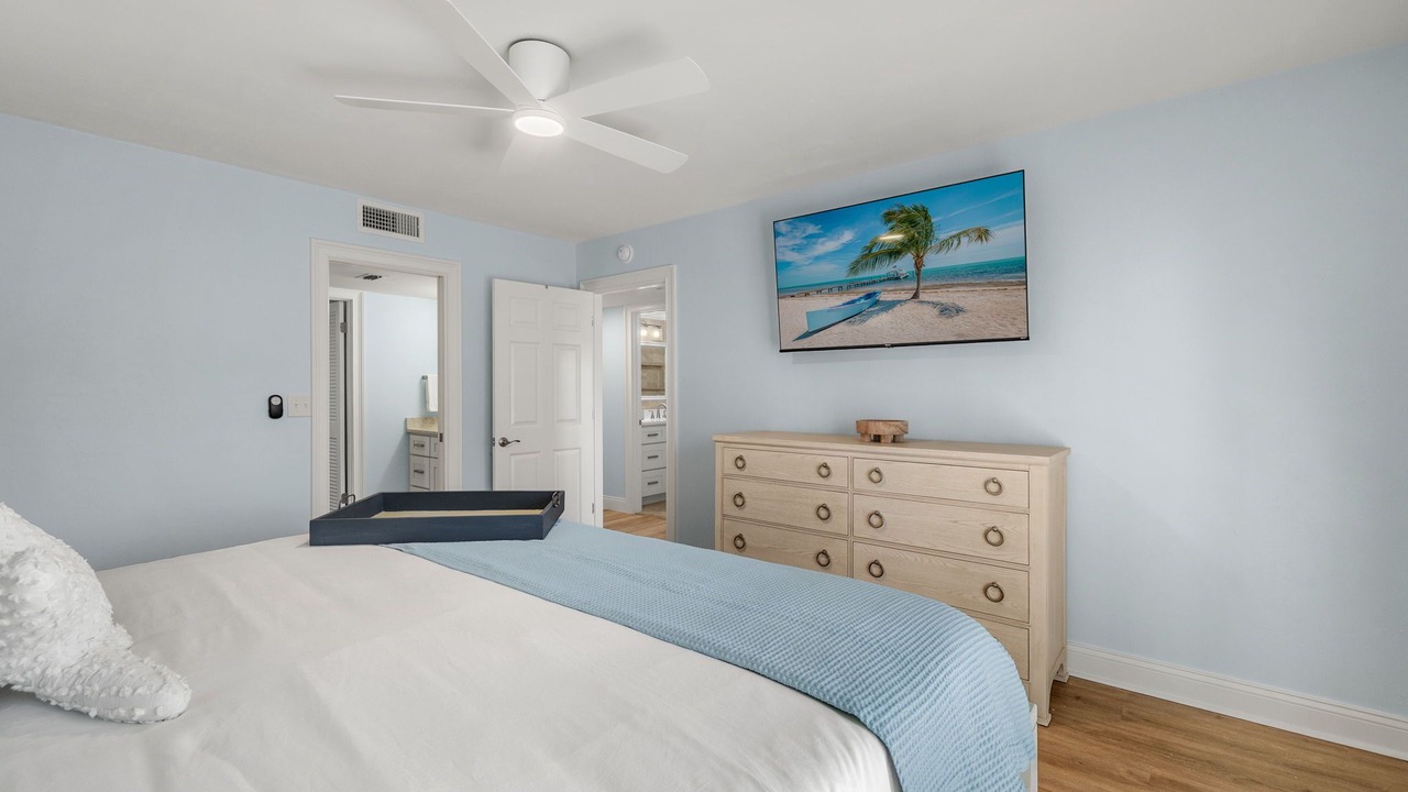 Photo of Bedroom in Beachview Country Club Estates