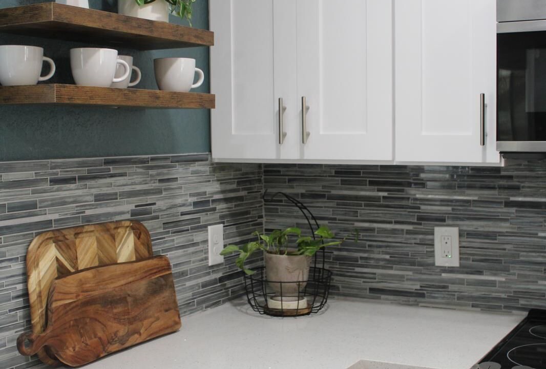 Photo of Kitchen in Weeki Wachee Gardens