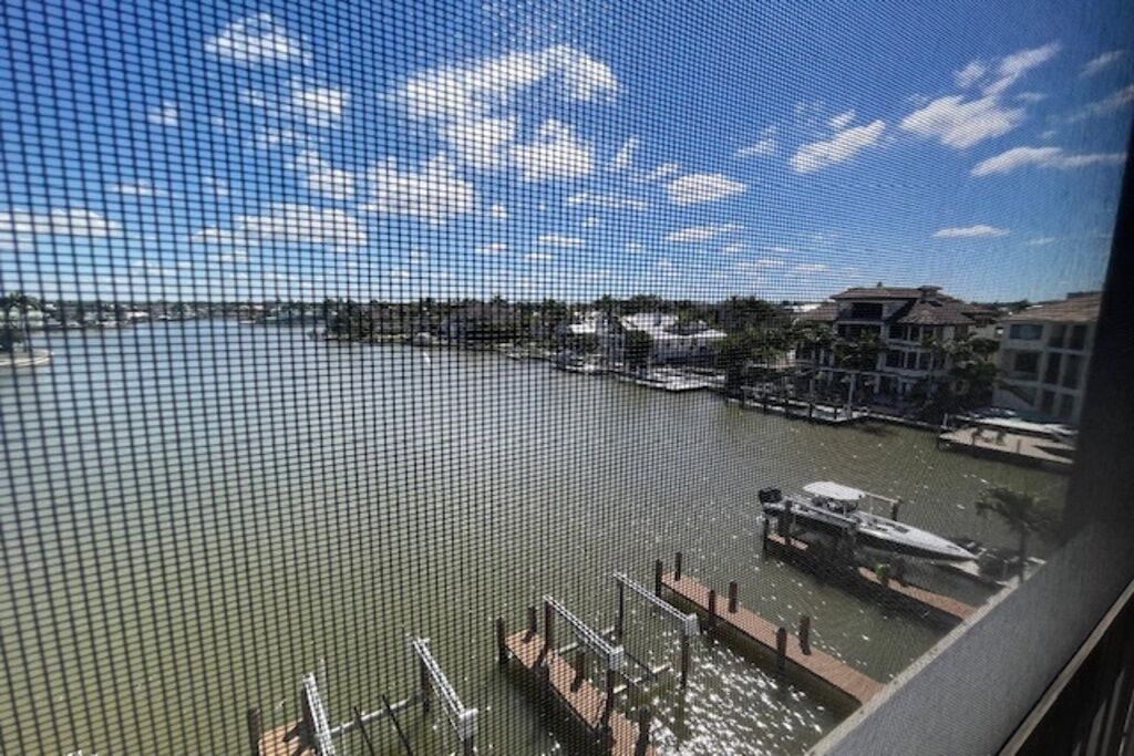Photo of Outdoor in Vanderbilt Beach