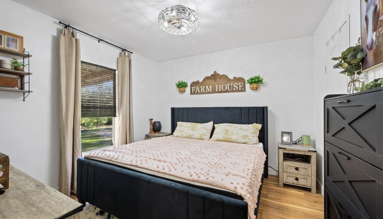 Photo of Bedroom in Lakeland