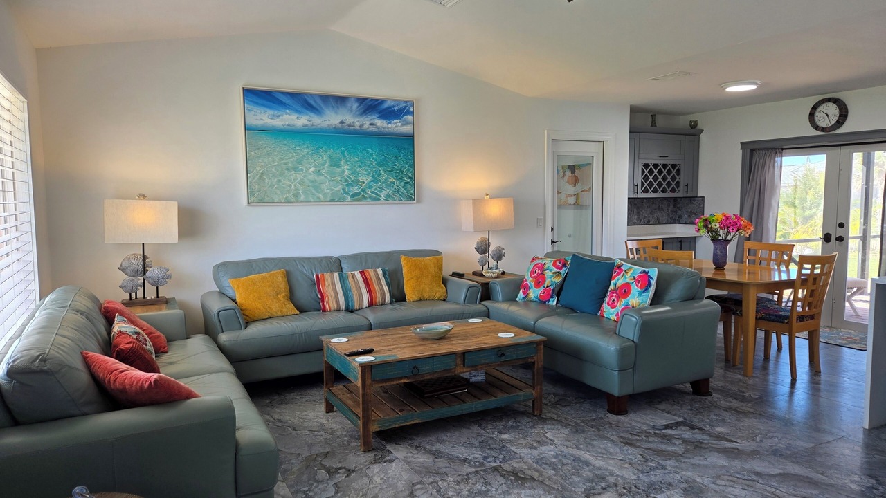 Photo of Livingroom in Laguna Shores