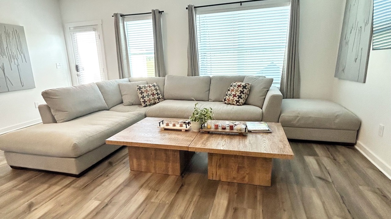 Photo of Livingroom in Huntsville
