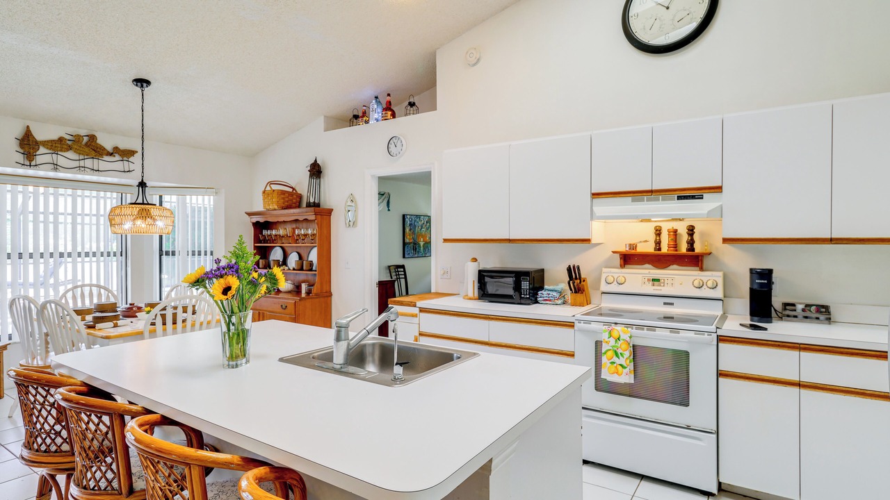 Photo of Kitchen in Sebastian Highlands