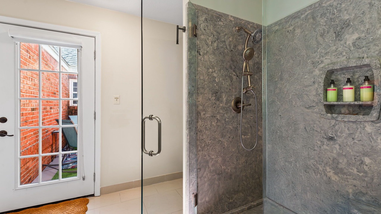 Photo of Bathroom in Navarre