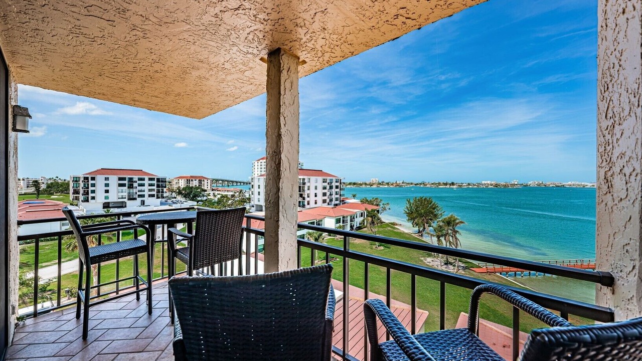 Photo of Patio Balcony in Casa del Mar