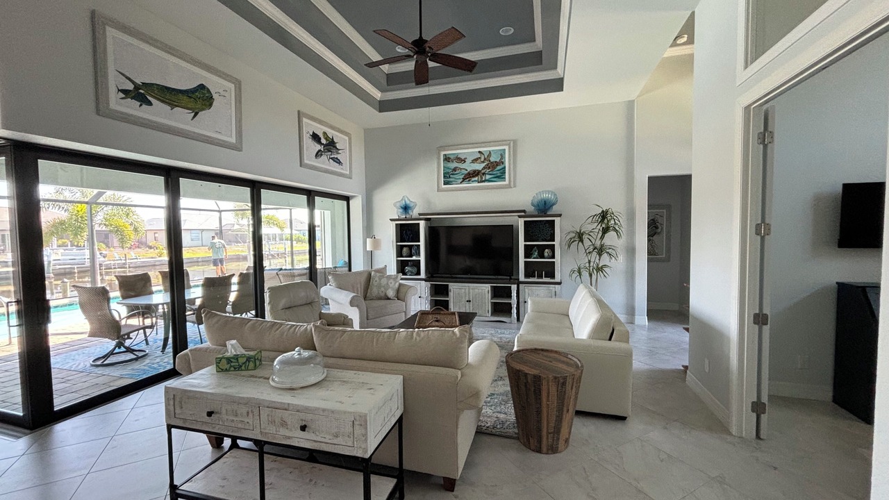 Photo of Livingroom in South Gulf Cove
