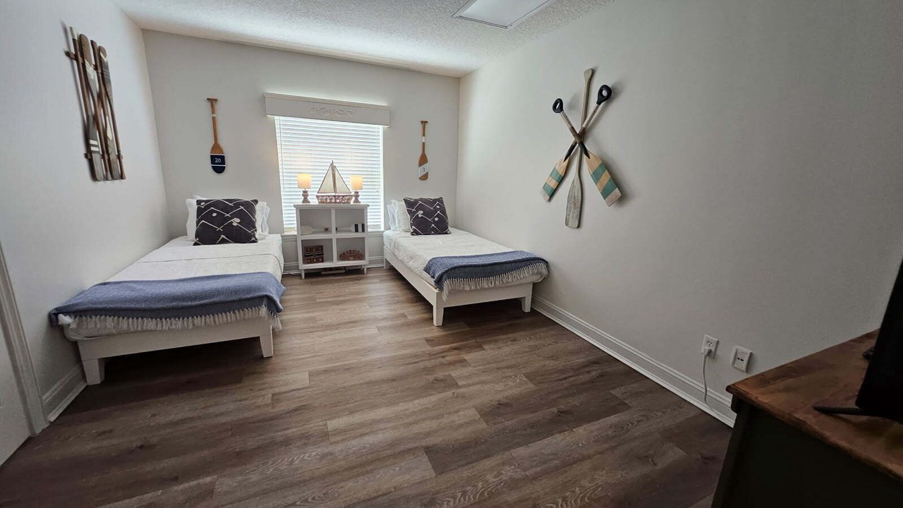 Photo of Bedroom in Fort George Island