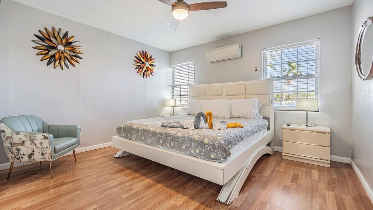 Photo of Bedroom in Coquina Key