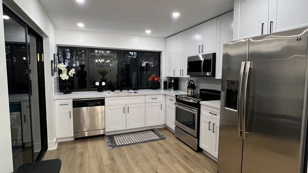 Photo of Kitchen in Sunrise