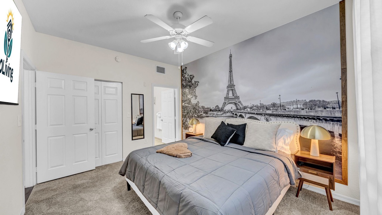 Photo of Bedroom in Westchase