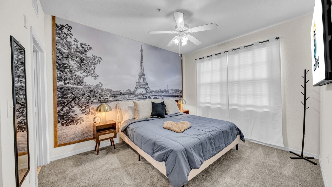 Photo of Bedroom in Westchase