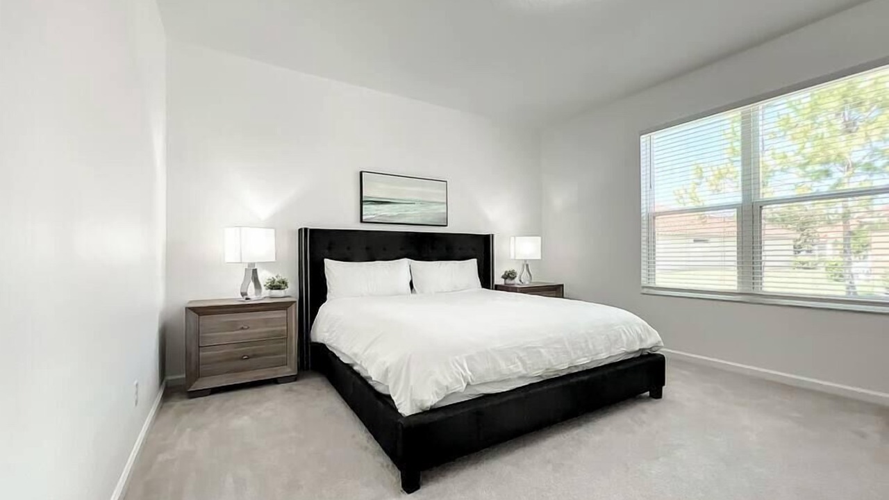 Photo of Bedroom in Sunridge Woods