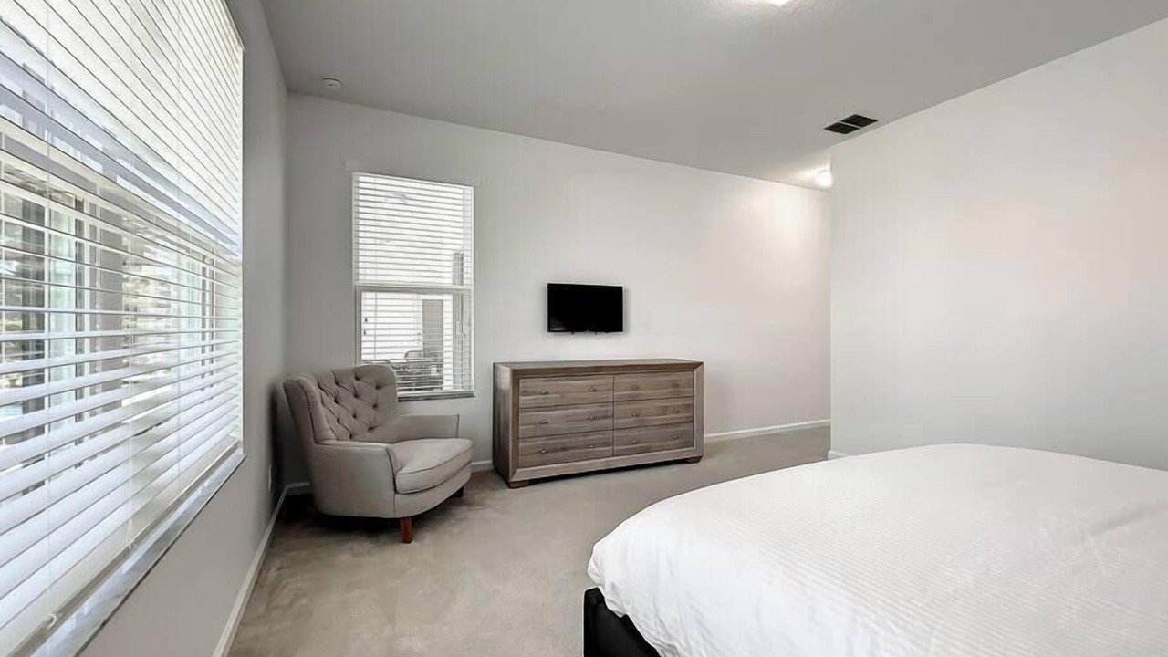 Photo of Bedroom in Sunridge Woods