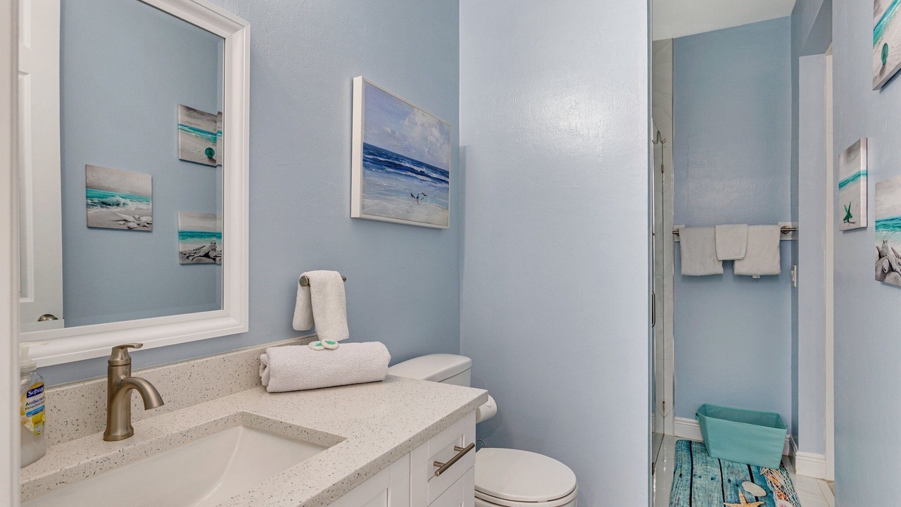 Photo of Bathroom in Trafalgar