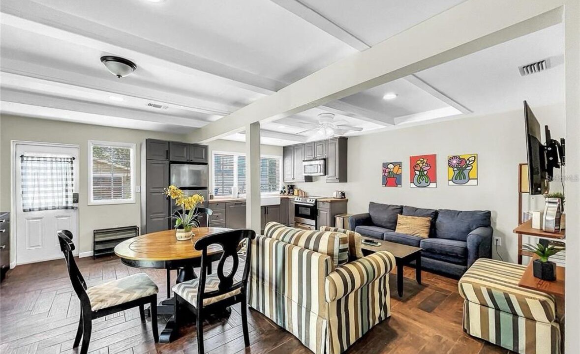 Photo of Livingroom in Seminole Heights