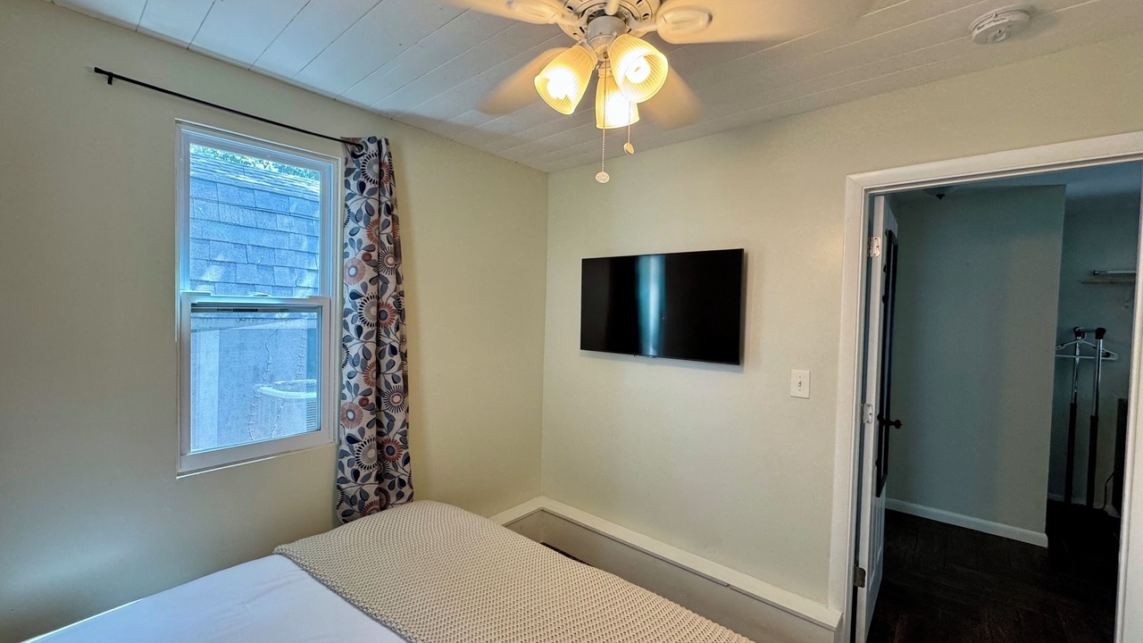 Photo of Bedroom in Seminole Heights
