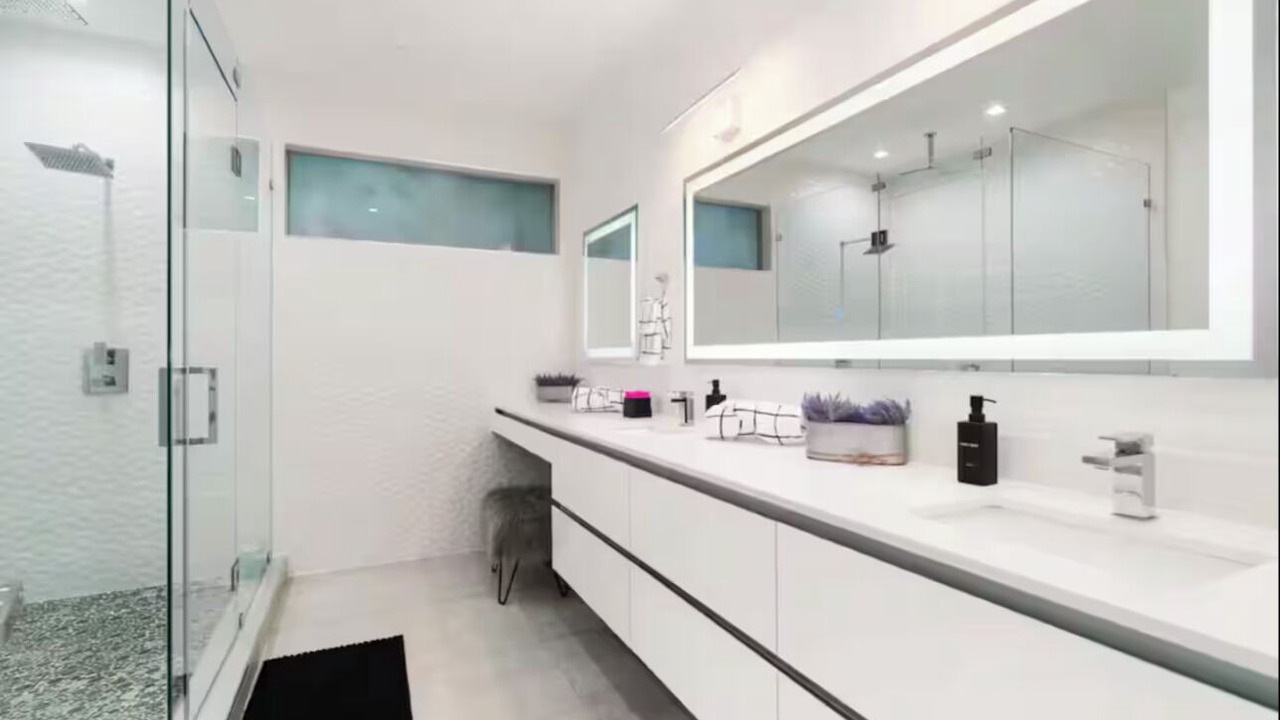Photo of Bathroom in The Roads