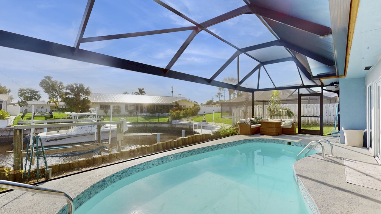 Photo of Outdoor in Lochmoor Waterway Estates
