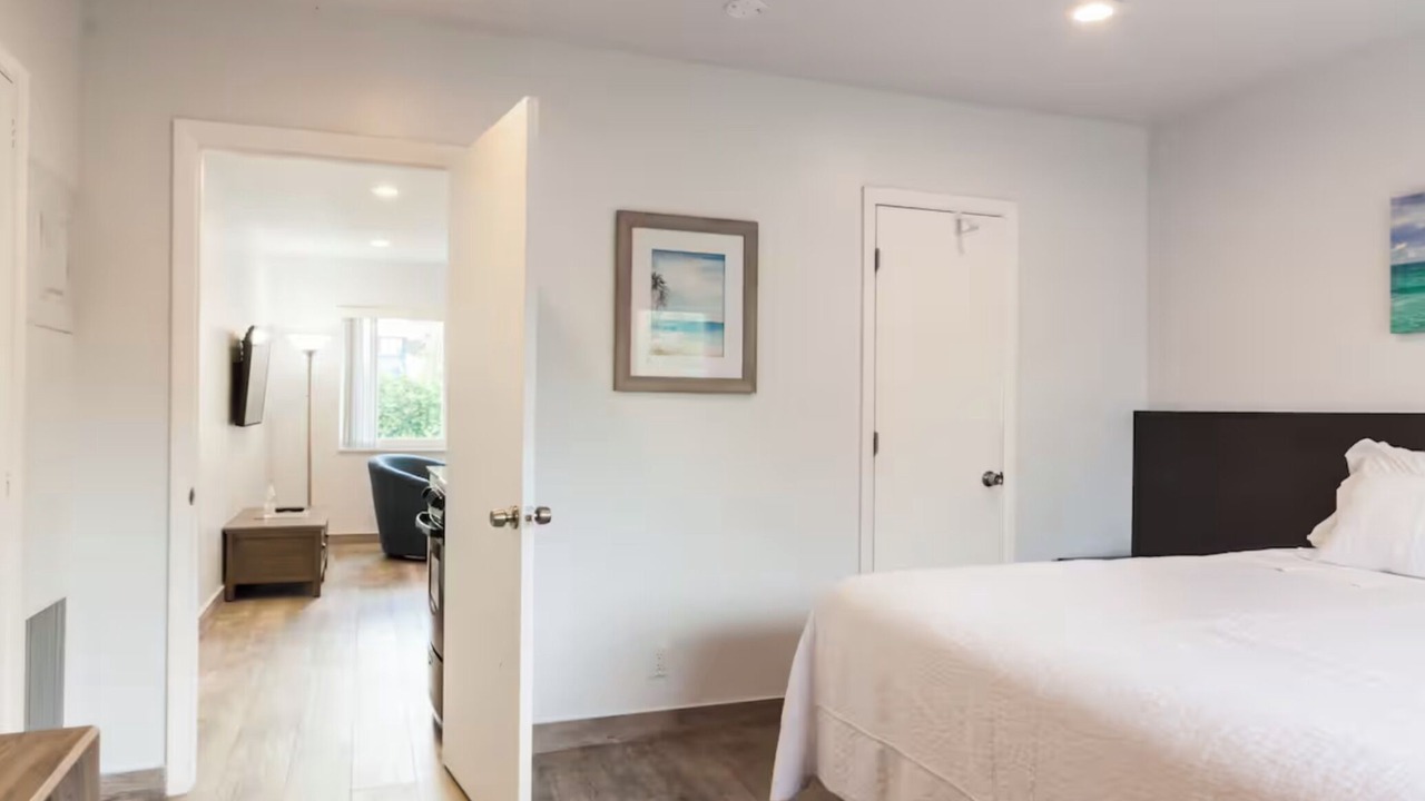 Photo of Bedroom in Survey Creek