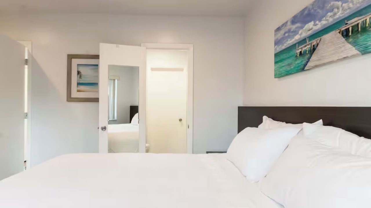 Photo of Bedroom in Survey Creek