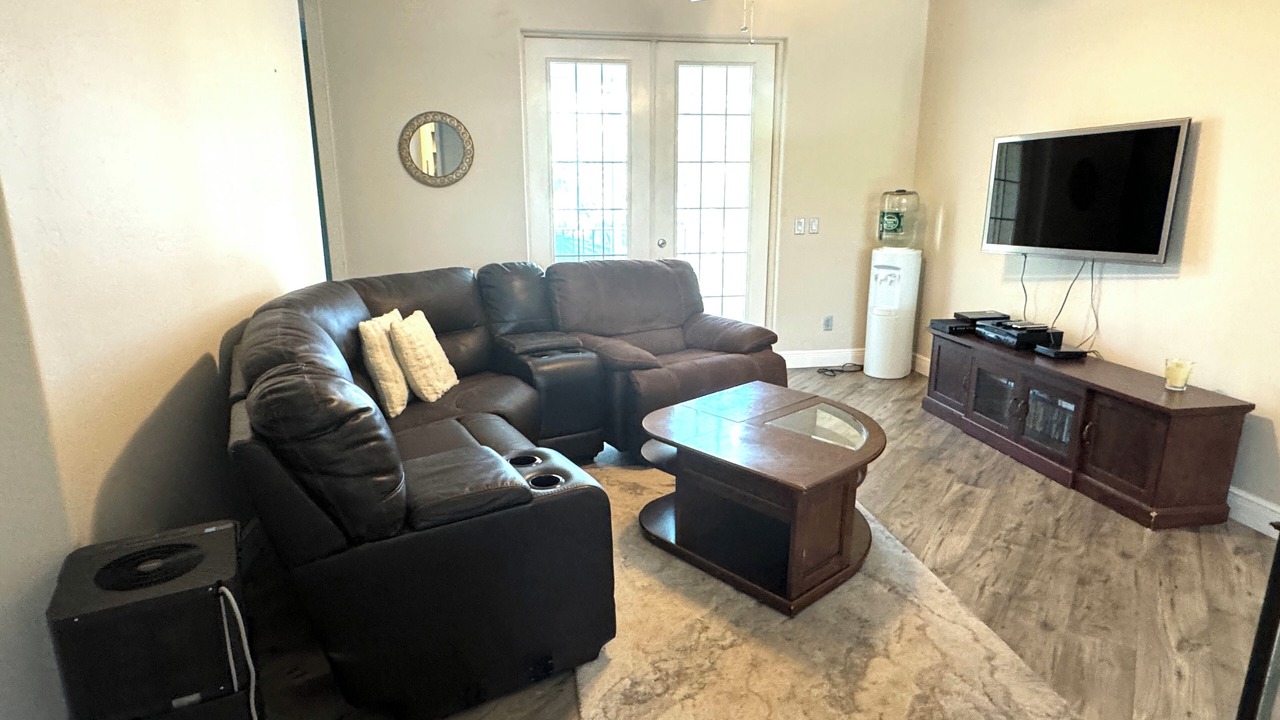 Photo of Livingroom in Lehigh Acres