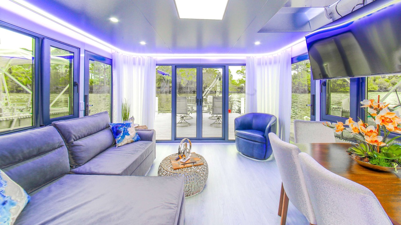 Photo of Livingroom in Merritt Island