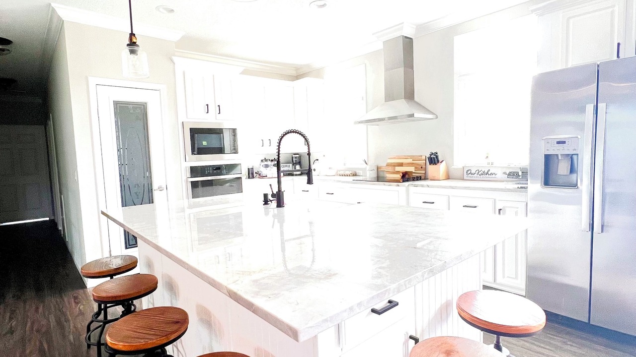 Photo of Kitchen in Okeechobee