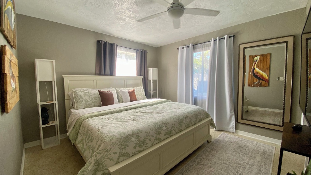 Photo of Bedroom in Oceanside Estates
