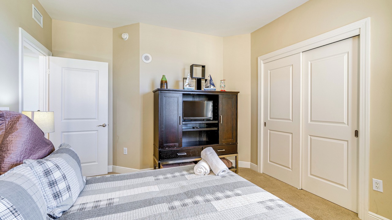 Photo of Bedroom in Cape Harbour