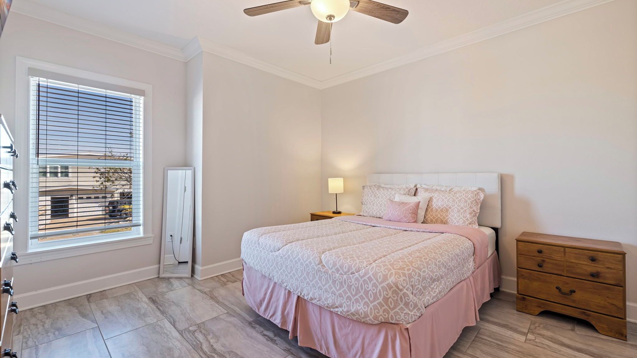 Photo of Bedroom in Redington Beach
