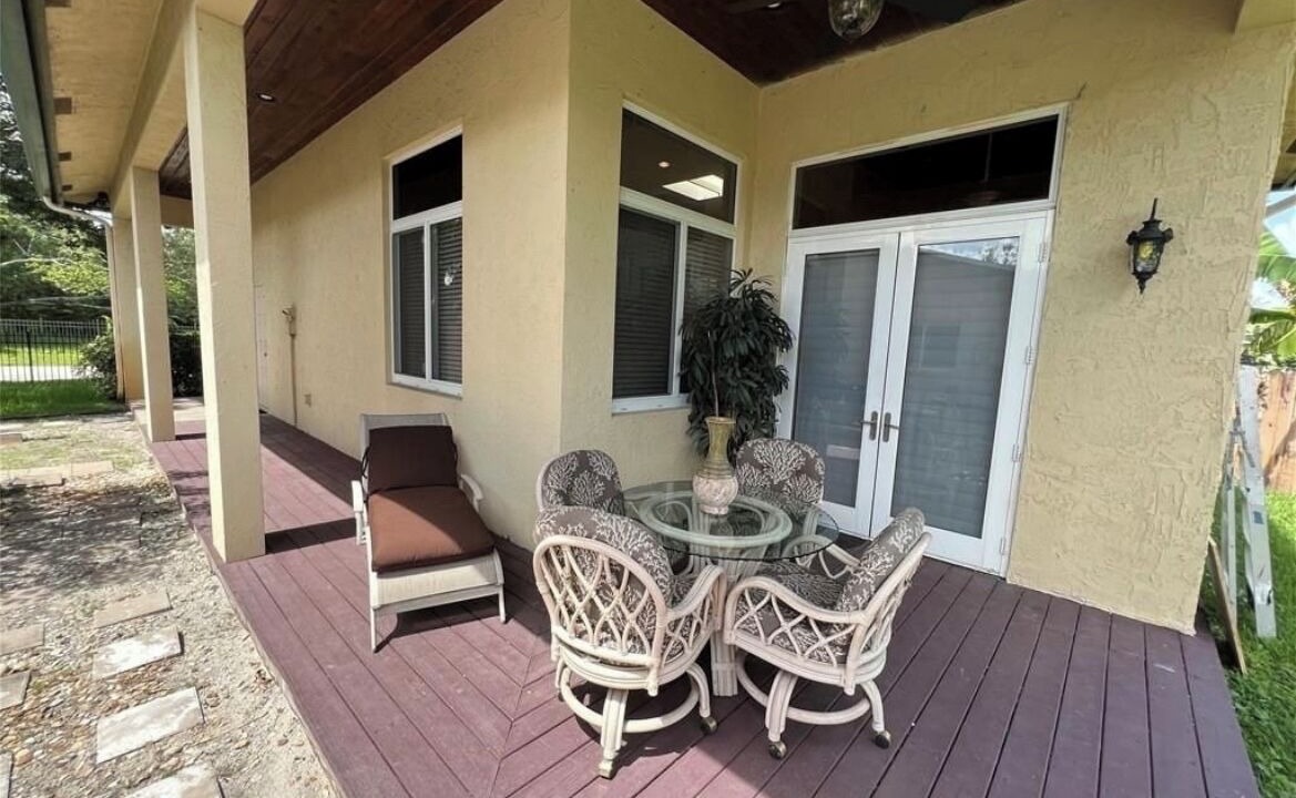 Photo of Outdoor in Sandalfoot Cove