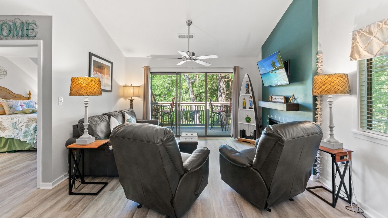 Photo of Bedroom in Arcadian Shores