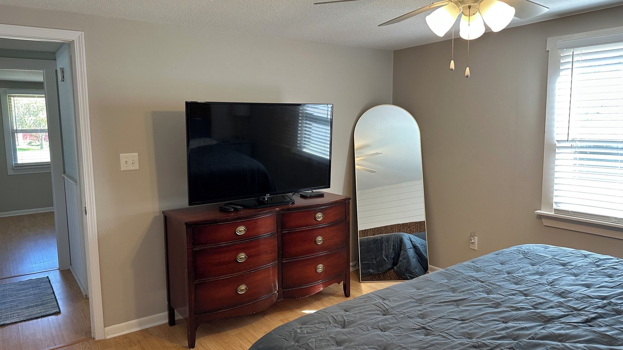Photo of Bedroom in Crescent City
