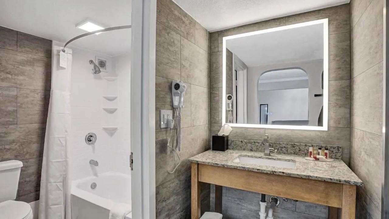 Photo of Bathroom in Parkside