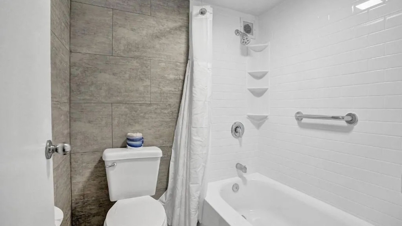 Photo of Bathroom in Parkside