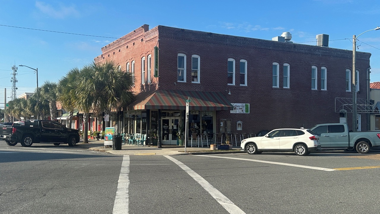Photo of Others in Historic Downtown Apalachicola