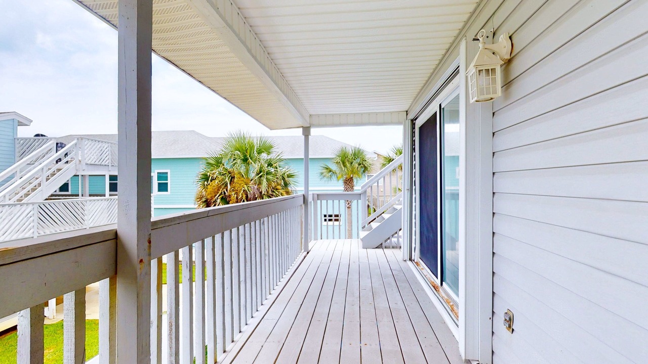 Photo of Patio Balcony in Bethune Beach
