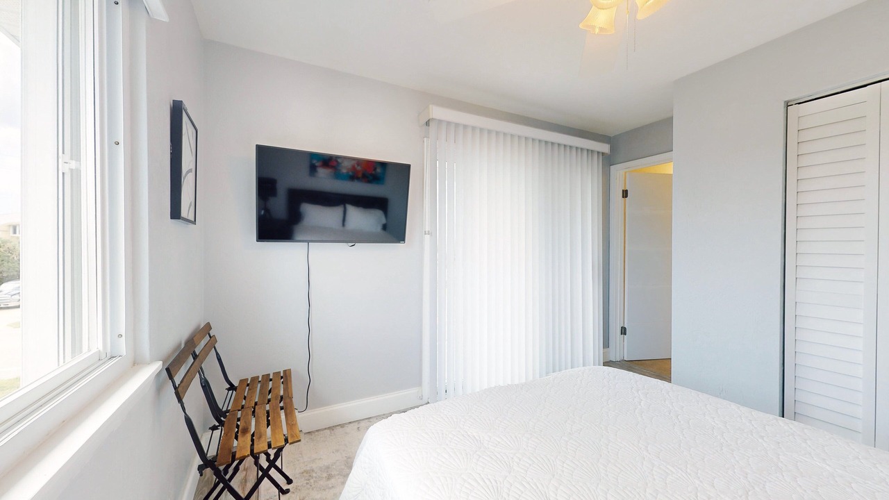 Photo of Bedroom in Bethune Beach