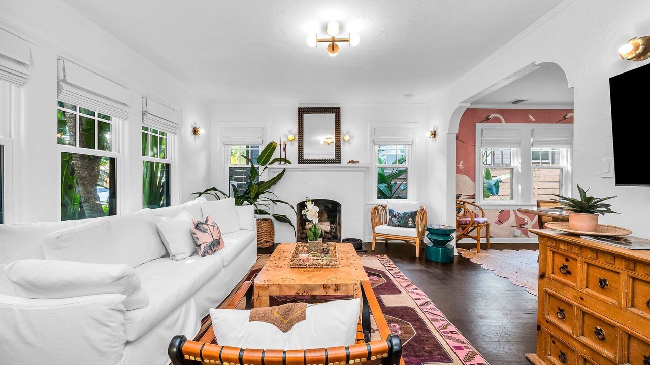Photo of Livingroom in Sunshine Park