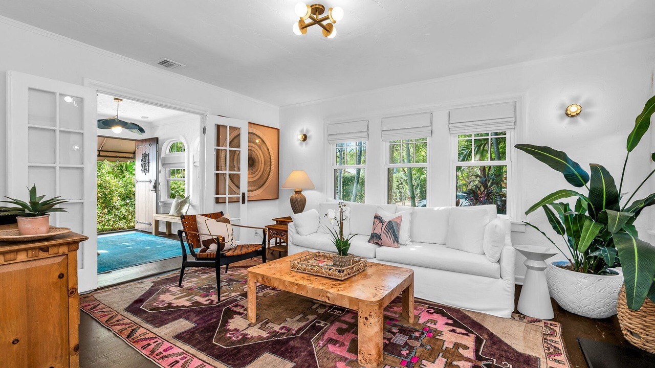 Photo of Livingroom in Sunshine Park