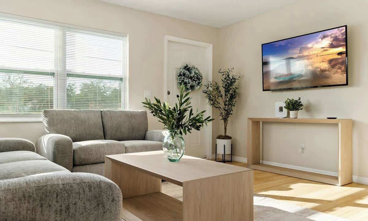 Photo of Livingroom in Downtown Zephyrhills