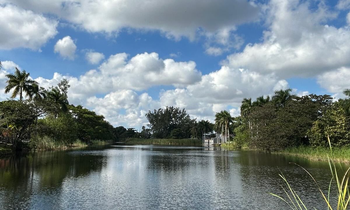 Photo of Others in Seybold