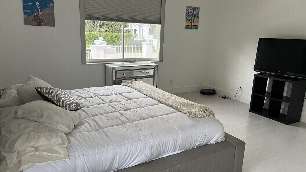Photo of Bedroom in Davie