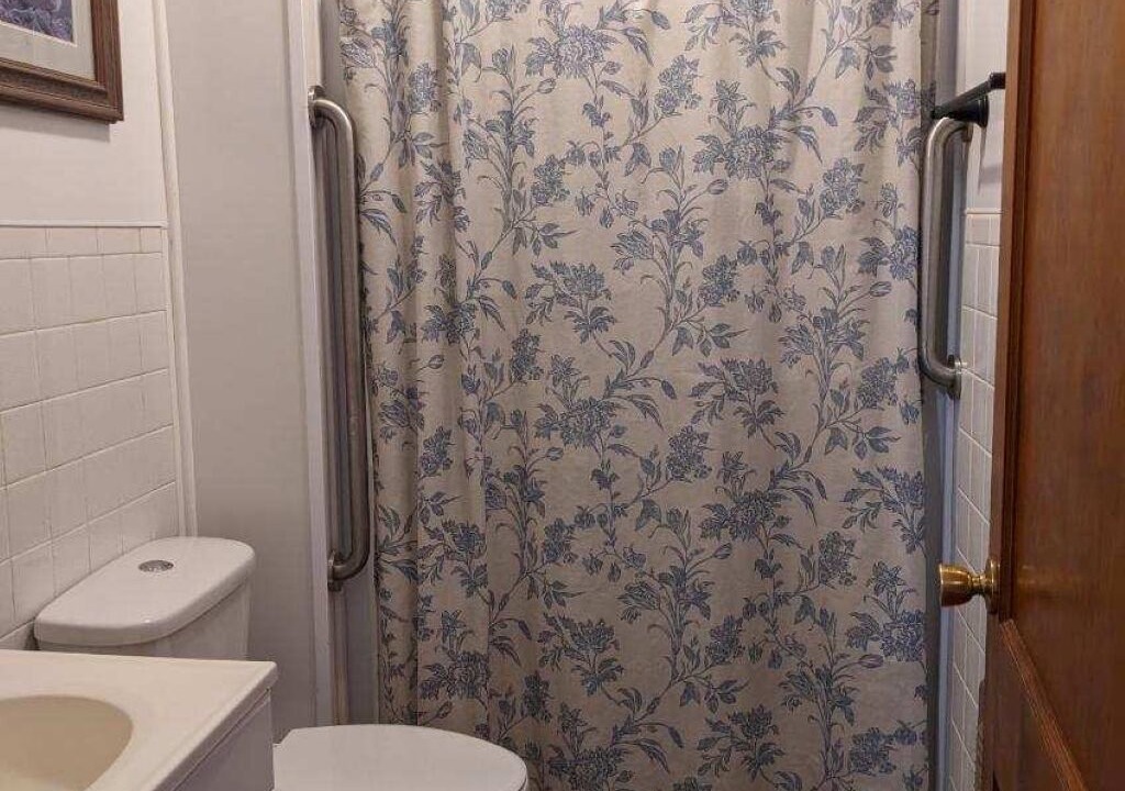 Photo of Bathroom in Lynn Garden