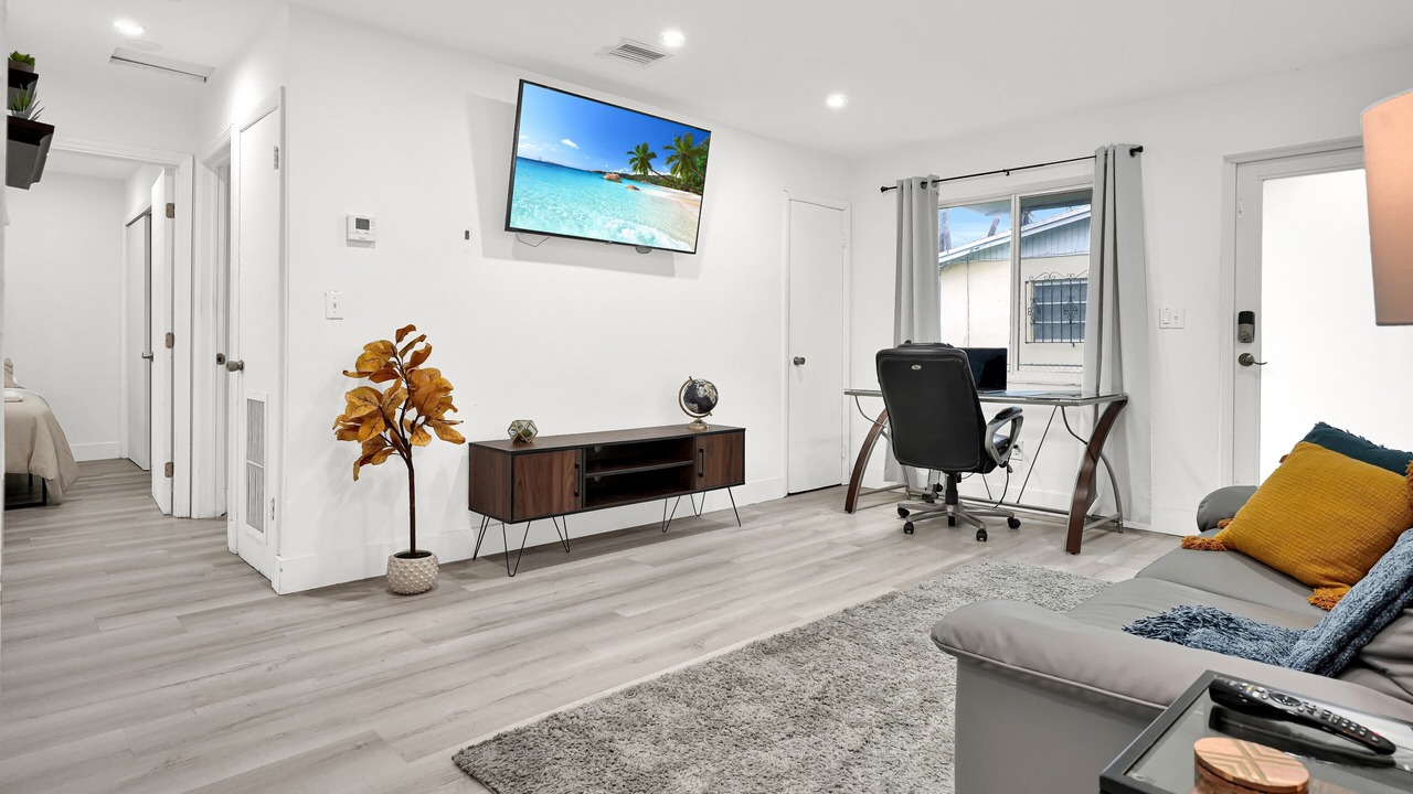 Photo of Livingroom in El Portal