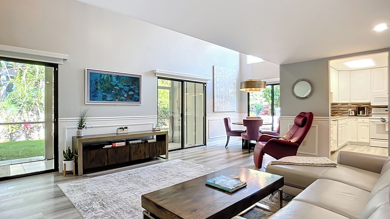 Photo of Livingroom in Arlington Park