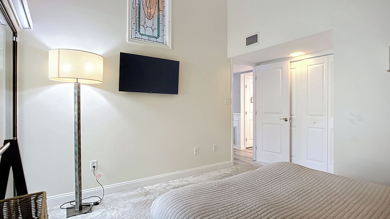 Photo of Bedroom in Arlington Park