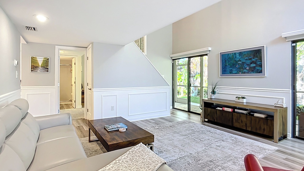 Photo of Livingroom in Arlington Park