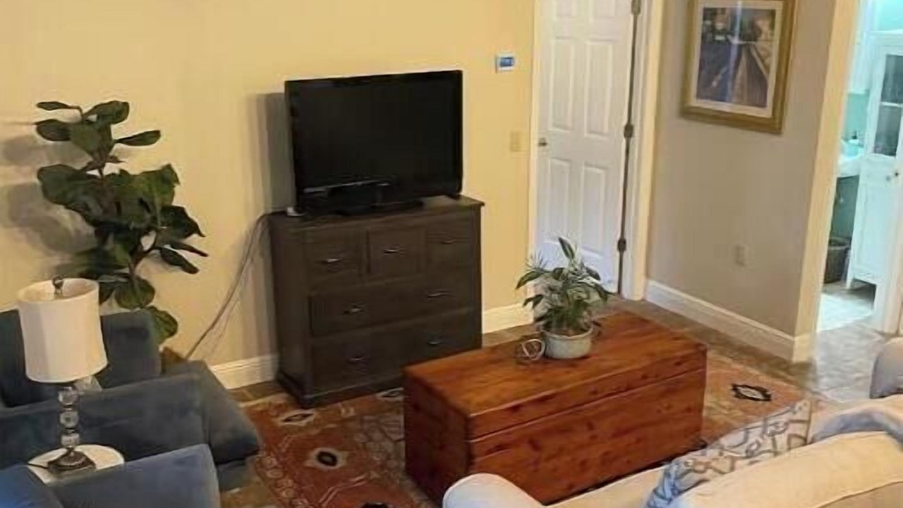 Photo of Livingroom in Killearn Estates